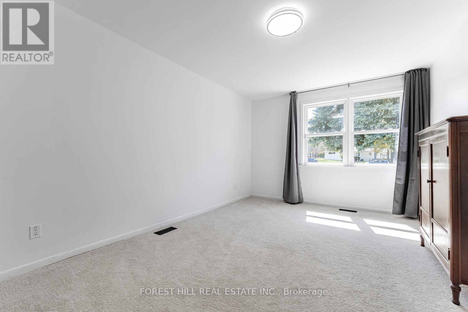 10 Courtwood Place, Toronto, Ontario  M2K 1Z9 - Photo 21 - C12118022