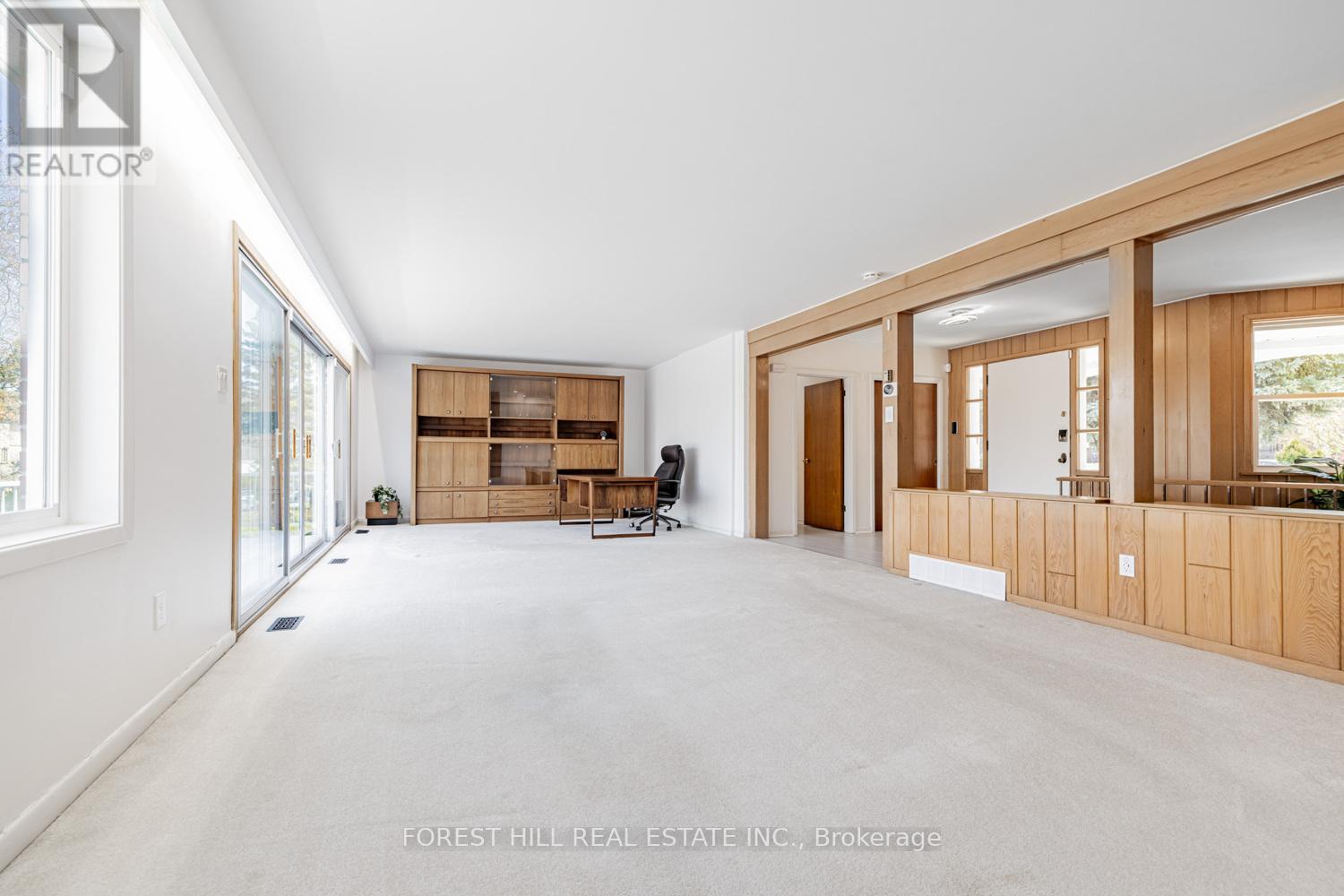 10 Courtwood Place, Toronto, Ontario  M2K 1Z9 - Photo 6 - C12118022