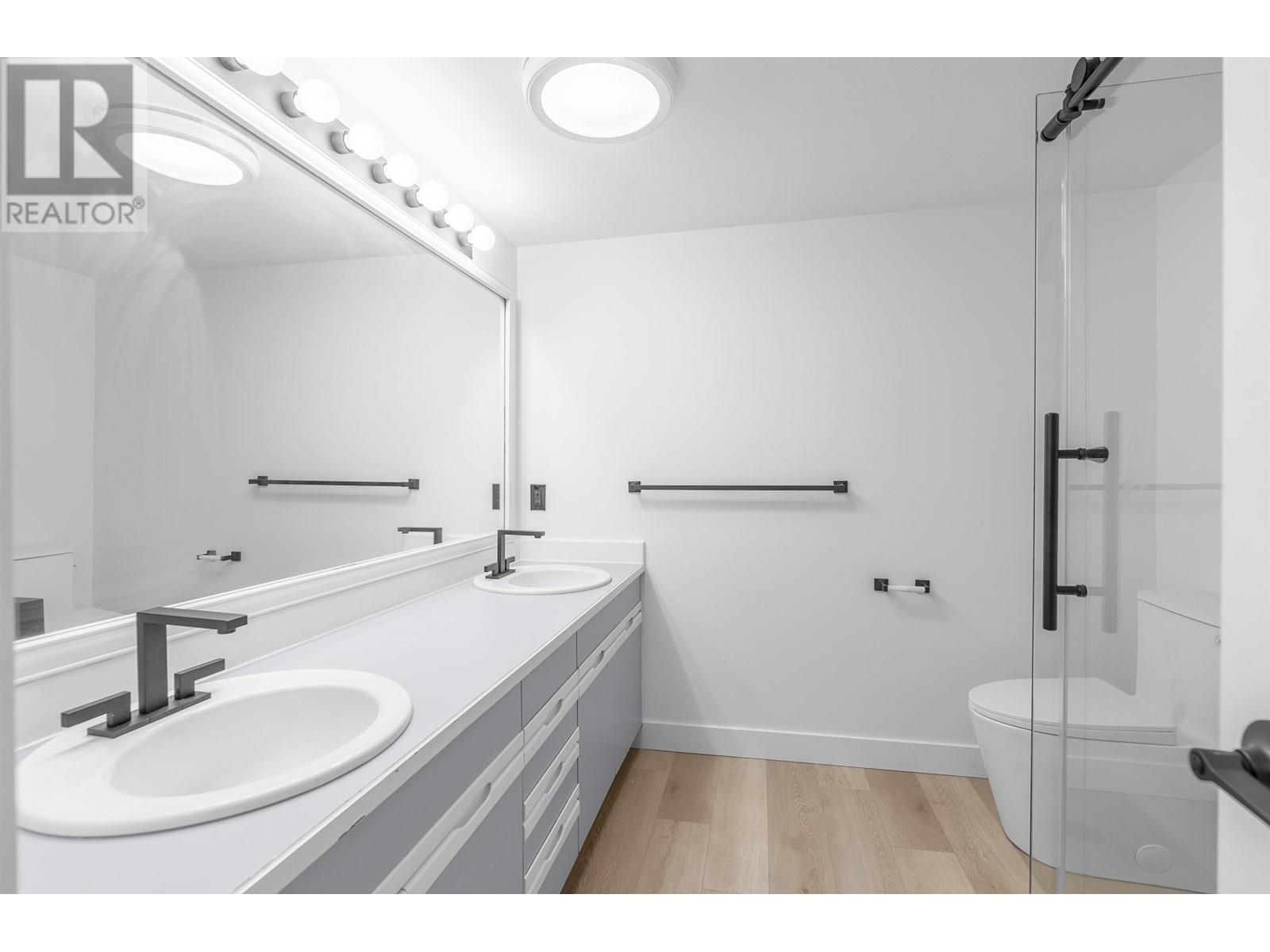 401 3421 Curle Avenue, Burnaby, British Columbia  V5G 4P4 - Photo 10 - R2997057