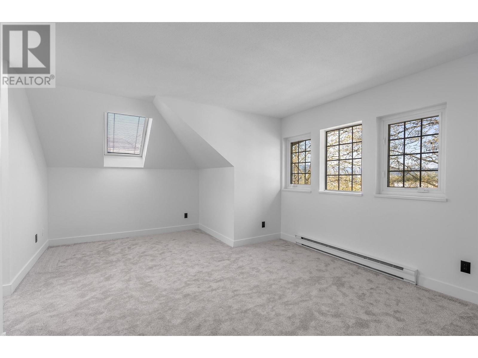 401 3421 Curle Avenue, Burnaby, British Columbia  V5G 4P4 - Photo 8 - R2997057
