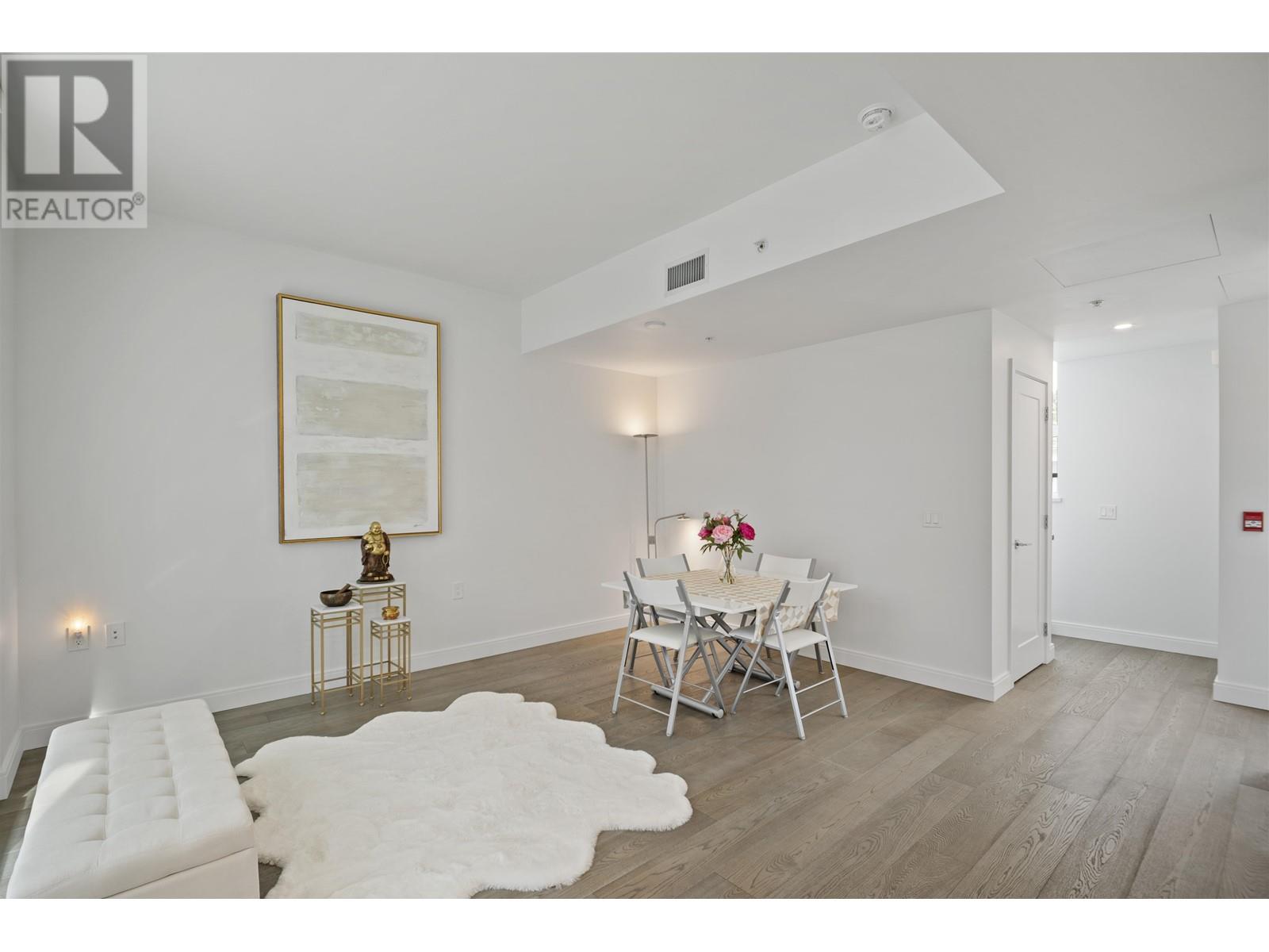 4920 CAMBIE STREET, vancouver, British Columbia