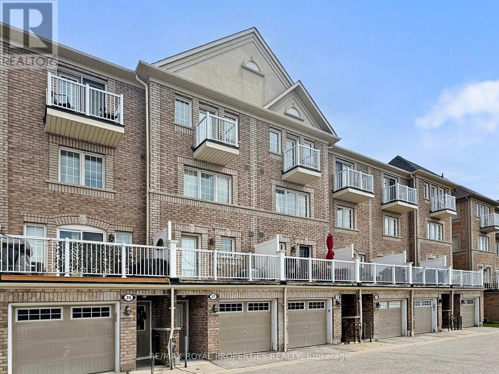 Property at 37 COOPERAGE LANE image 2