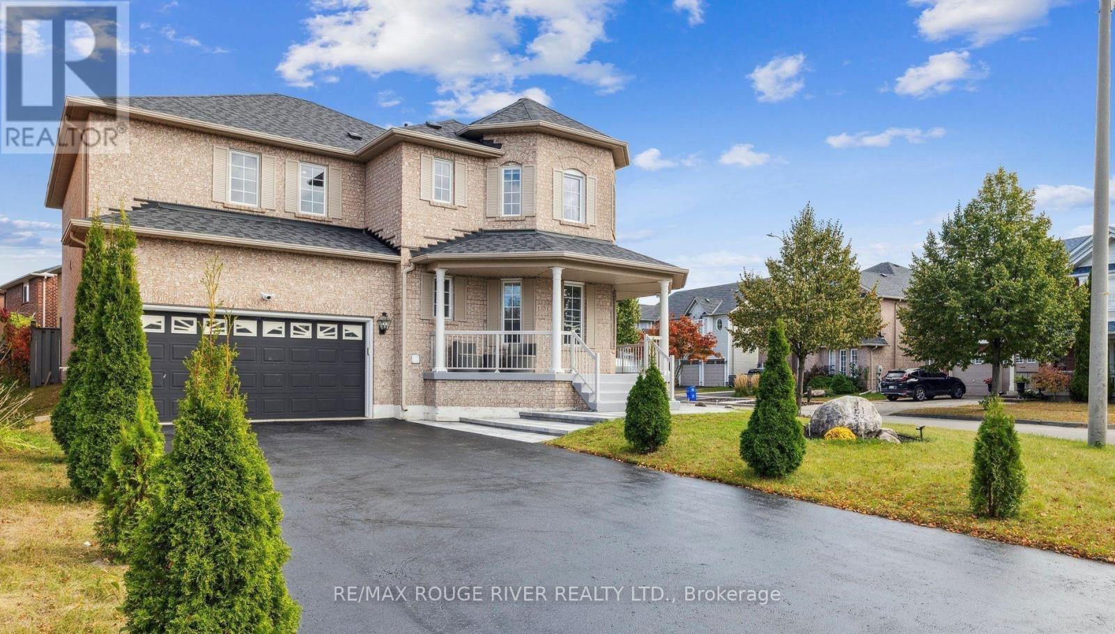 1010 LANGFORD STREET, Oshawa, Ontario