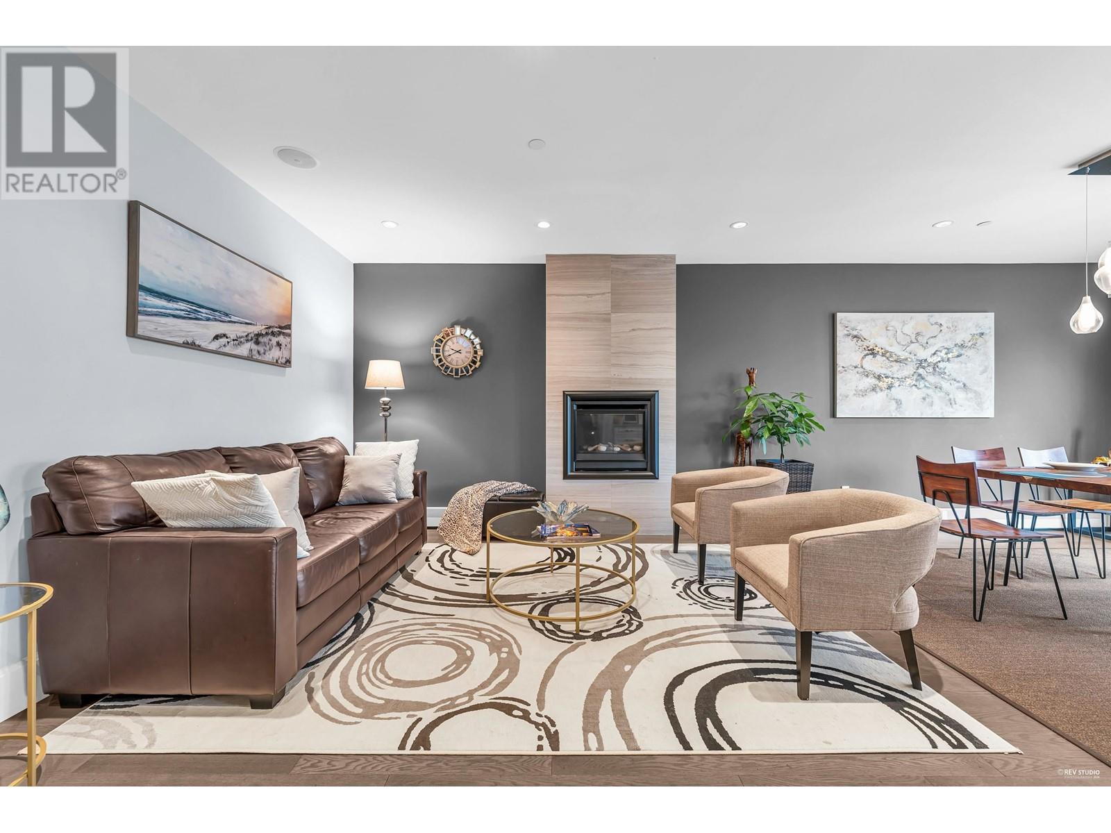 1566 W 65th Avenue, Vancouver, British Columbia  V6P 2R1 - Photo 2 - R2997108