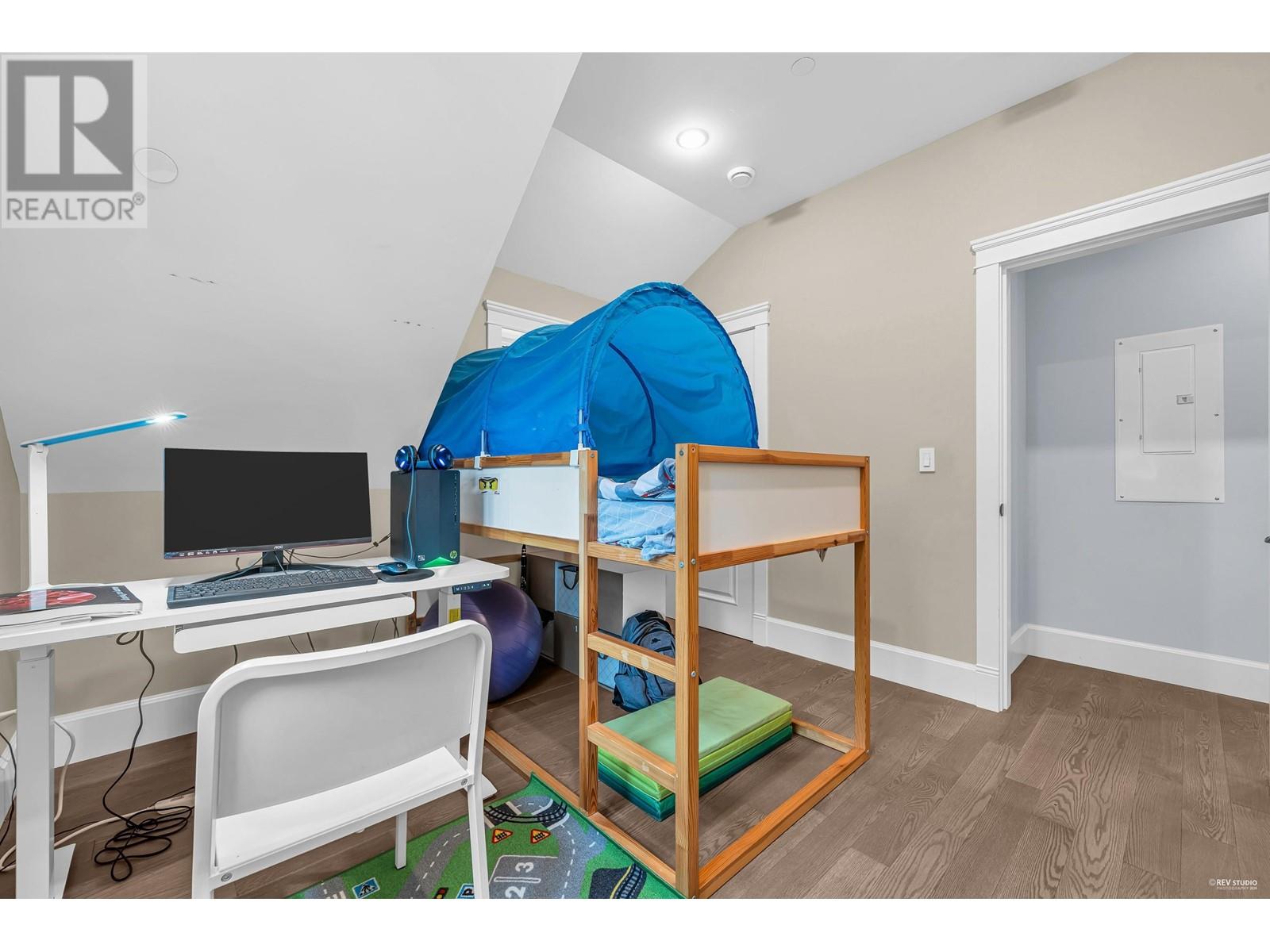 1566 W 65th Avenue, Vancouver, British Columbia  V6P 2R1 - Photo 23 - R2997108