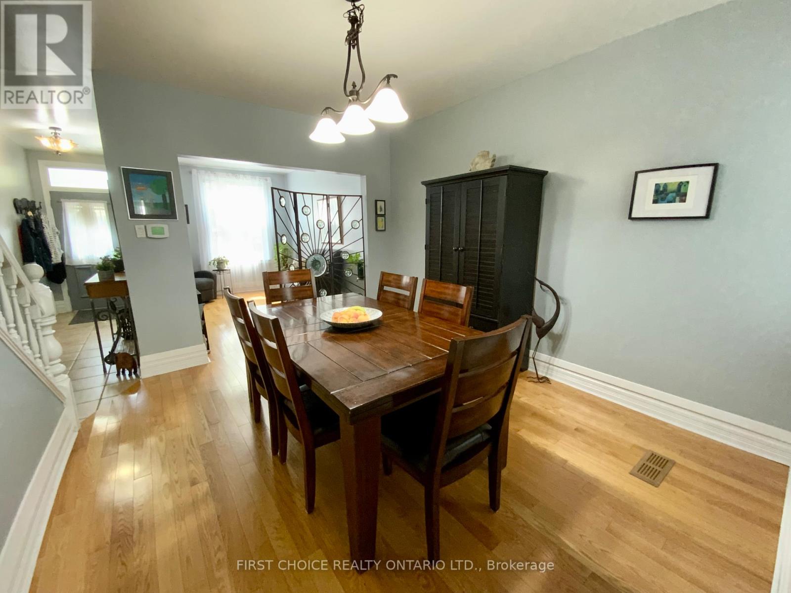 Property at 245 YORK STREET image 4