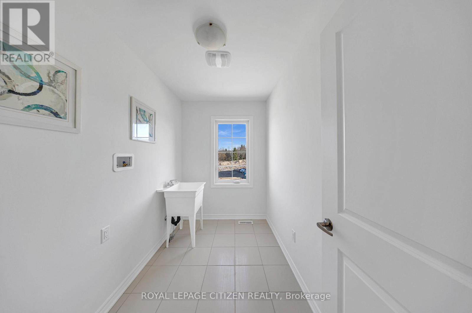 94 Brethet Heights, New Tecumseth, Ontario  L0G 1A0 - Photo 32 - N12117855