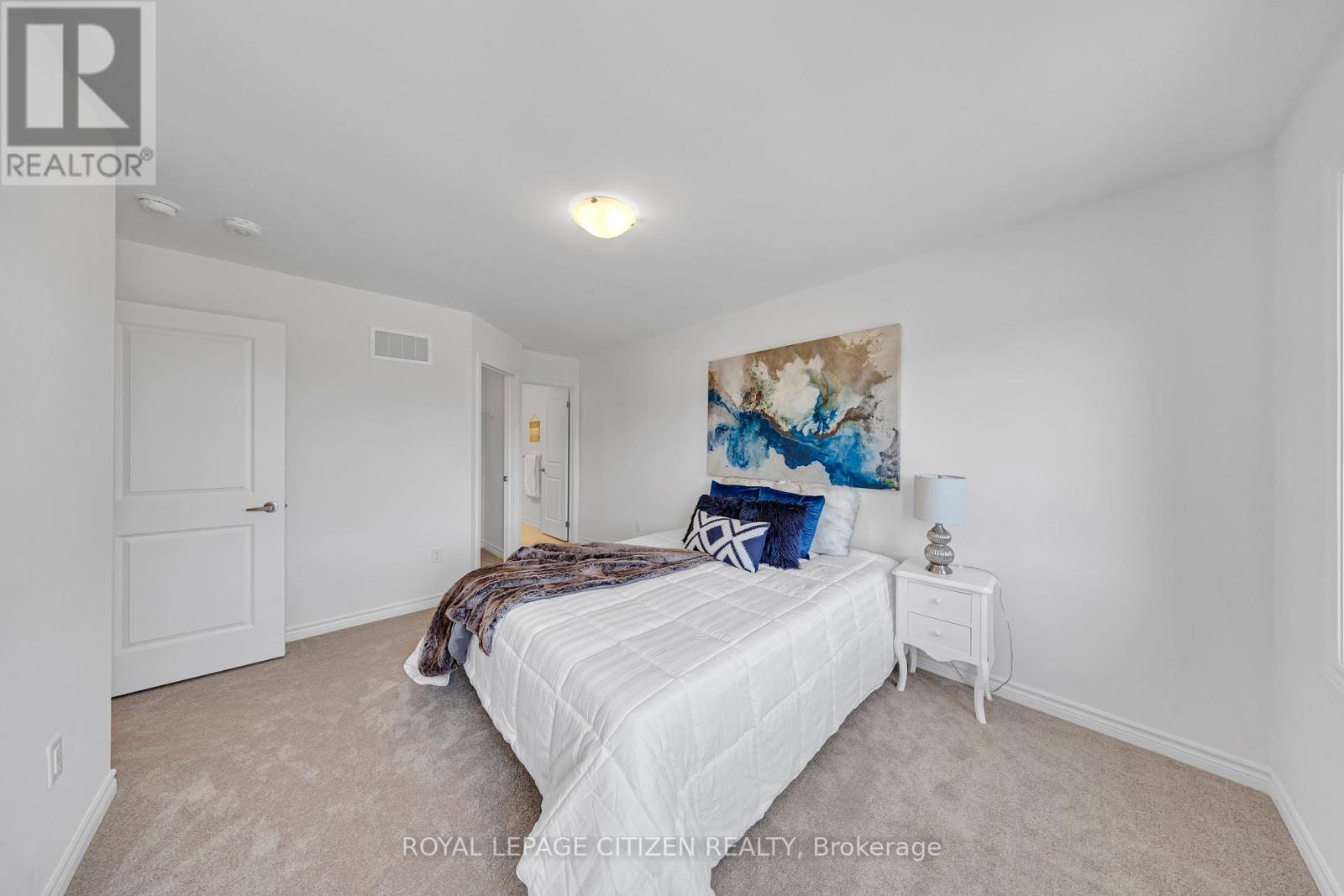 94 Brethet Heights, New Tecumseth, Ontario  L0G 1A0 - Photo 34 - N12117855