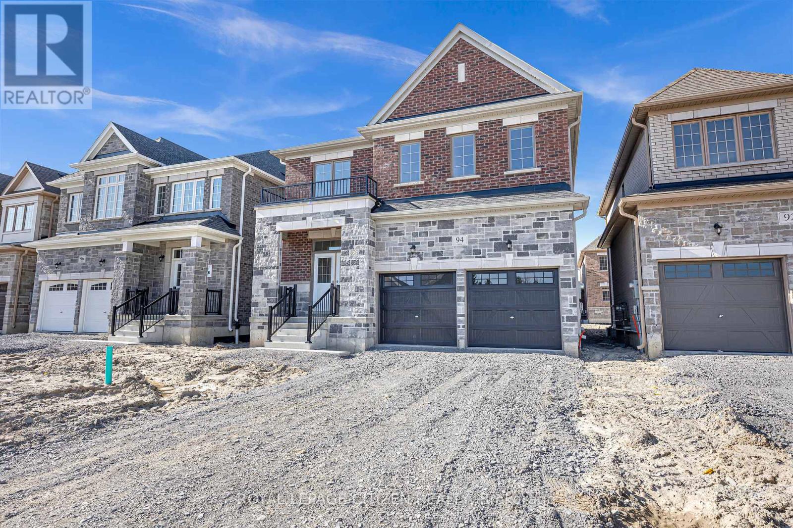 94 Brethet Heights, New Tecumseth, Ontario  L0G 1A0 - Photo 4 - N12117855