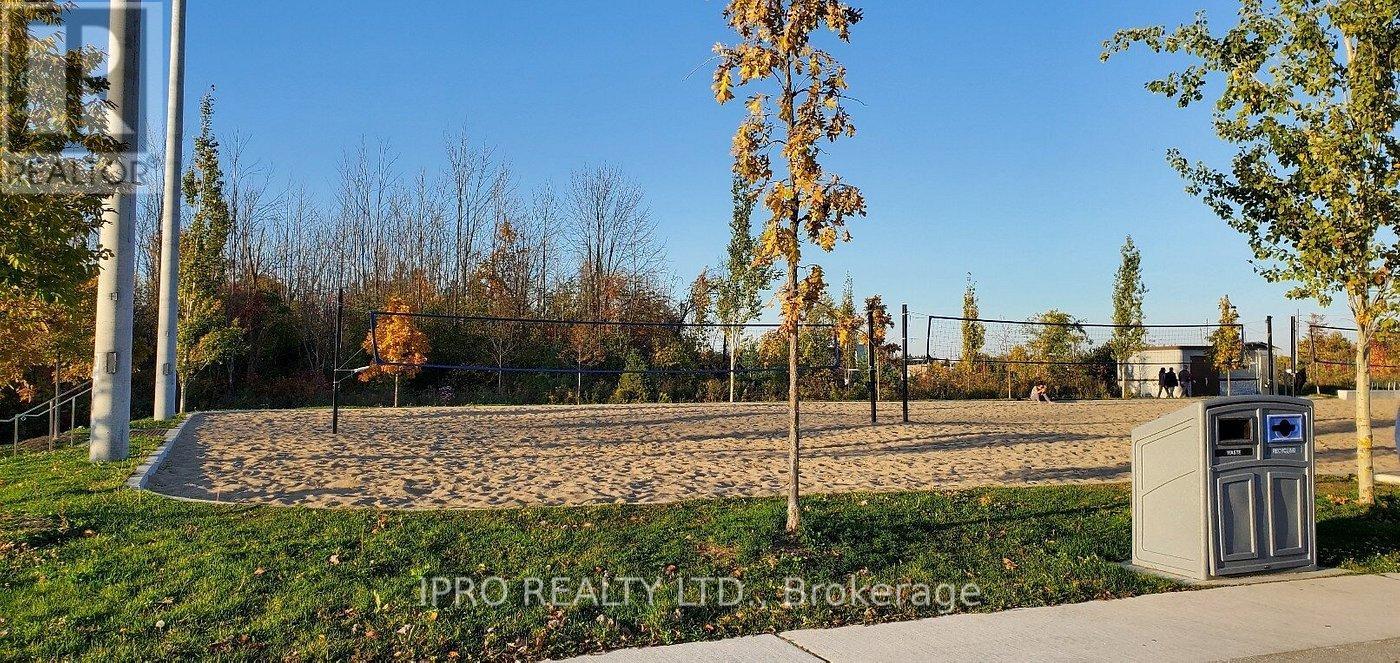 128 Lebovic Drive, Richmond Hill, Ontario  L4E 5B8 - Photo 50 - N12117902