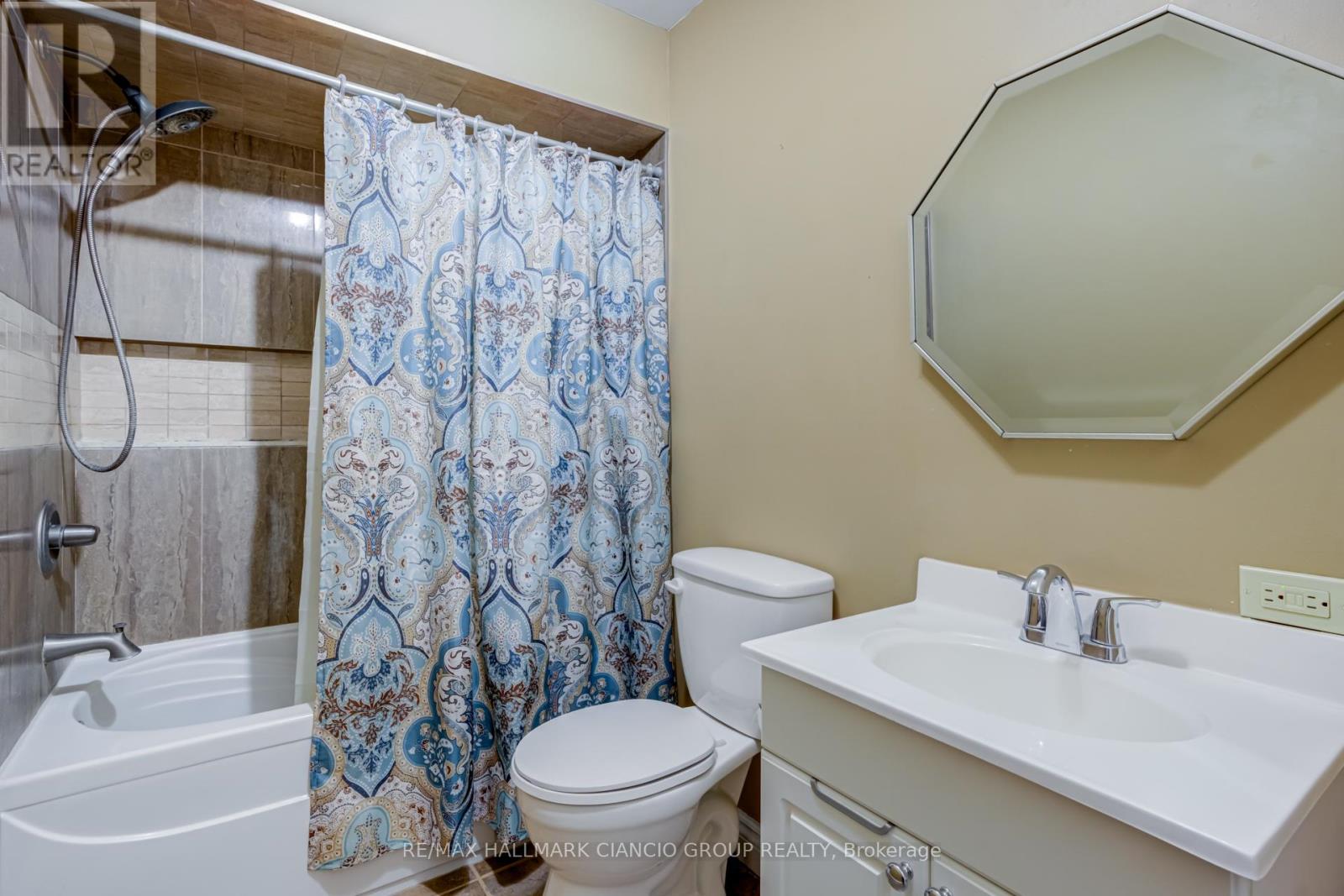 5 Appleton Avenue, Whitchurch-Stouffville, Ontario  L4A 7X3 - Photo 23 - N12117945