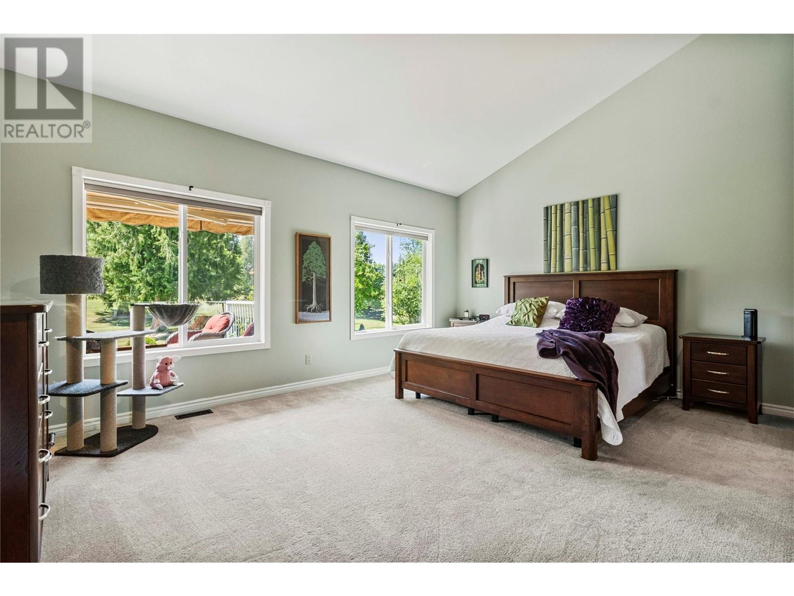 Property at 2726 Golf Course Drive image 5