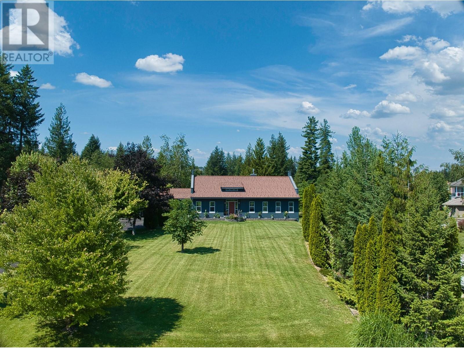 2726 Golf Course Drive, Blind Bay, British Columbia  V0E 1H2 - Photo 2 - 10345229