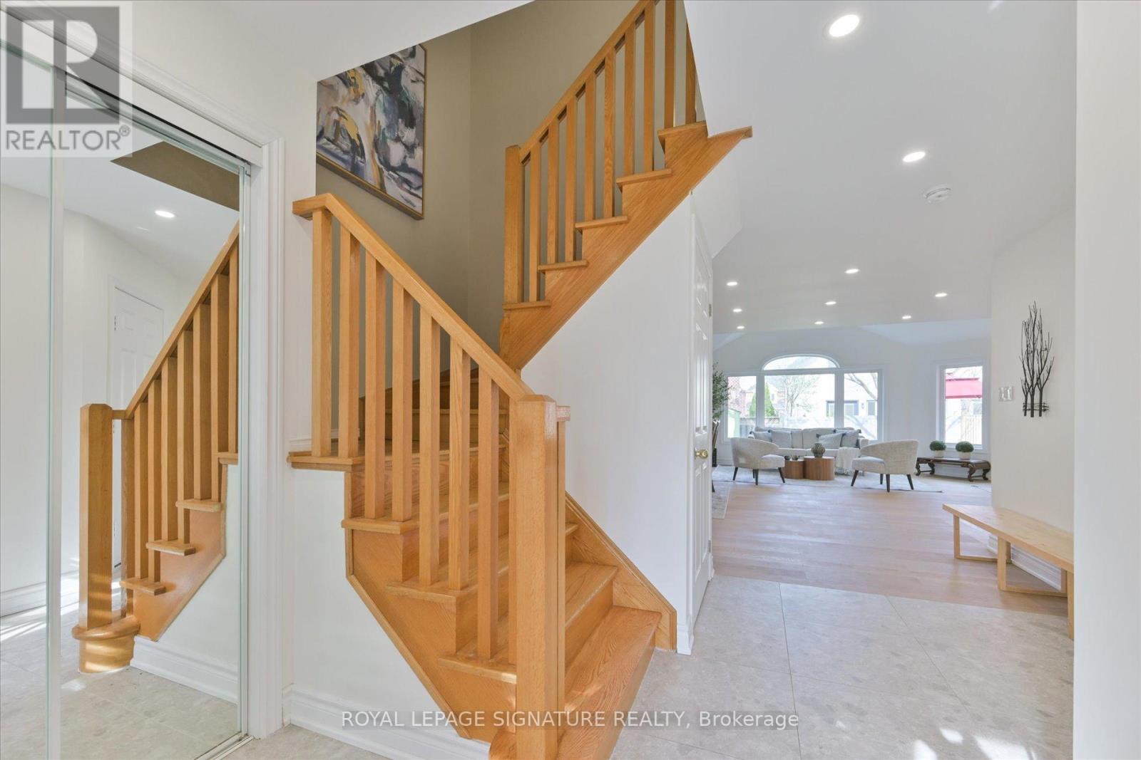 374 Grand Highland Way, Mississauga (Hurontario), Ontario  L4Z 3V9 - Photo 6 - W12117860