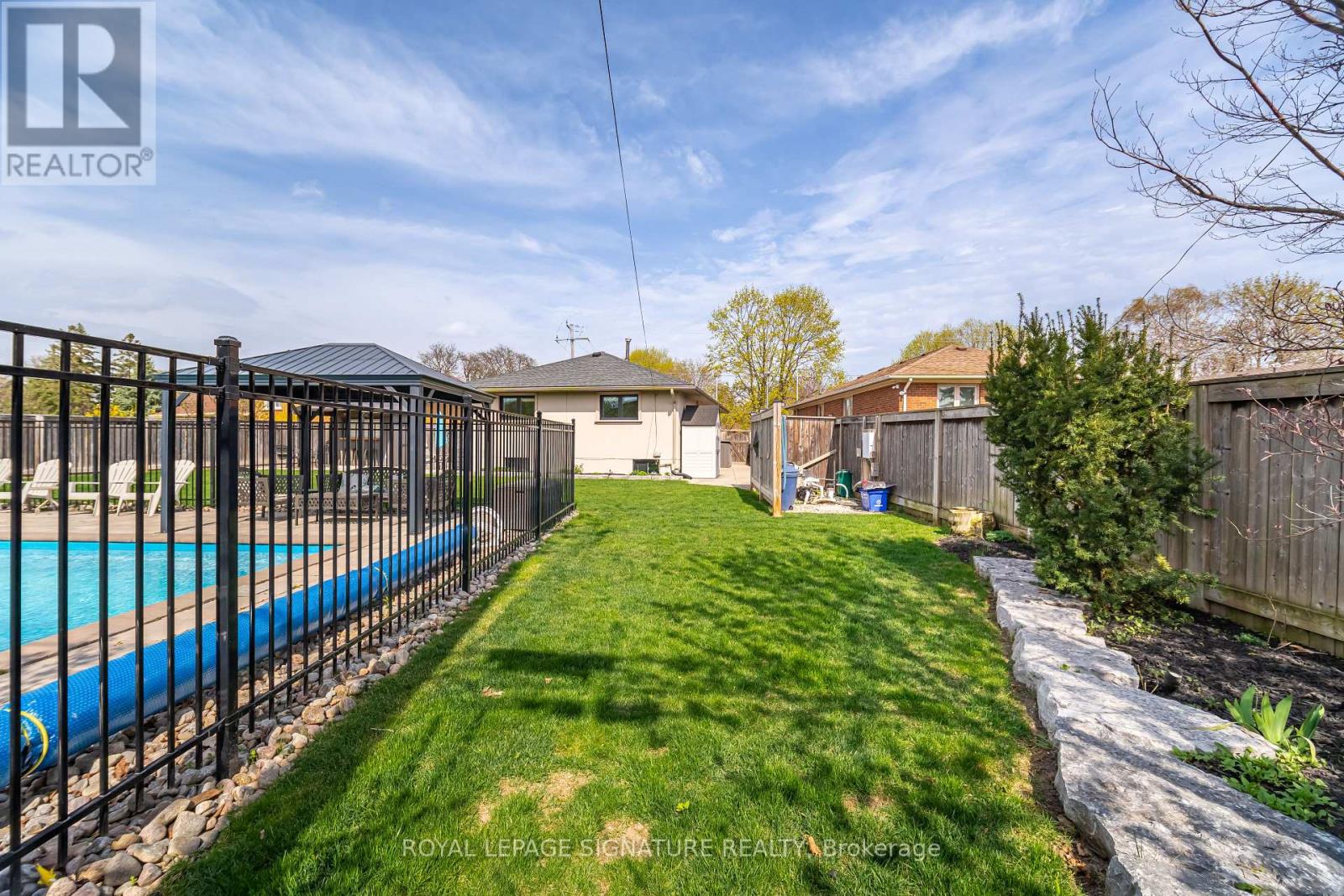 97 Swanhurst Boulevard, Mississauga (Streetsville), Ontario  L5N 1B8 - Photo 41 - W12117877