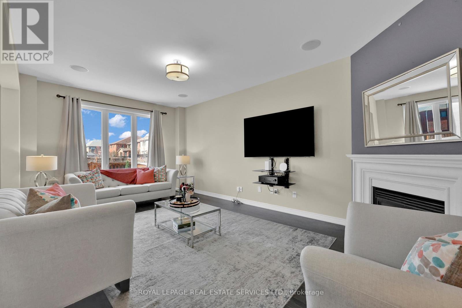 60 Valleyway Drive W, Brampton, Ontario  L6X 5G1 - Photo 4 - W12117893