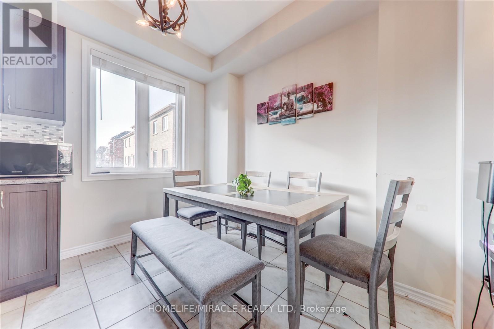 36 Sprucewood Road, Brampton, Ontario  L6Z 0H5 - Photo 15 - W12117971