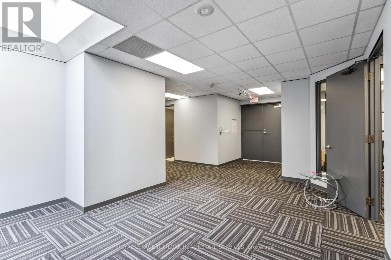 200a - 3430 South Service Road, Burlington, Ontario  L7N 3T9 - Photo 7 - W12117993