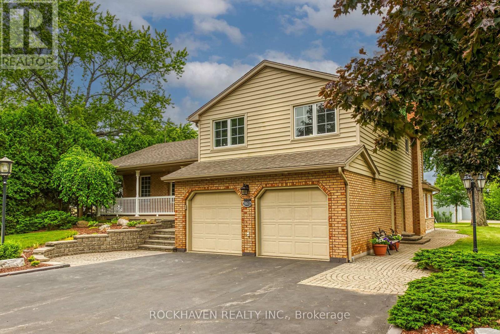 Property at 861 CENTRE ROAD image 1