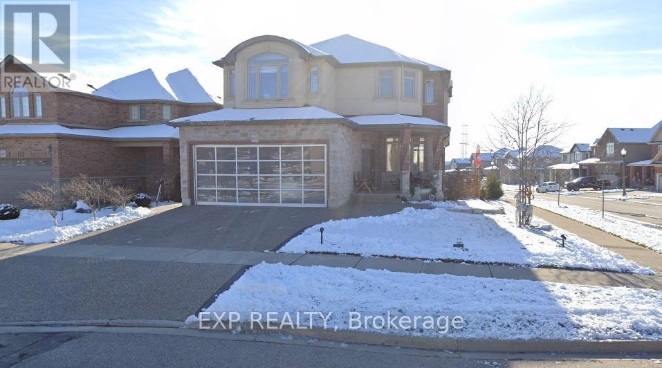 #lower - 465 Thomas Slee Drive, Kitchener, Ontario  N2P 2Y1 - Photo 1 - X12117956