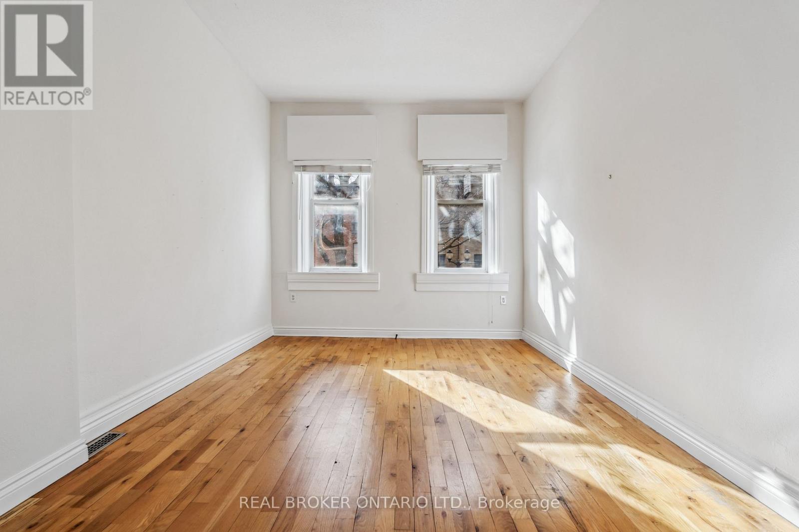 197 King Street E, Hamilton (Beasley), Ontario  L8N 1B3 - Photo 18 - X12118004