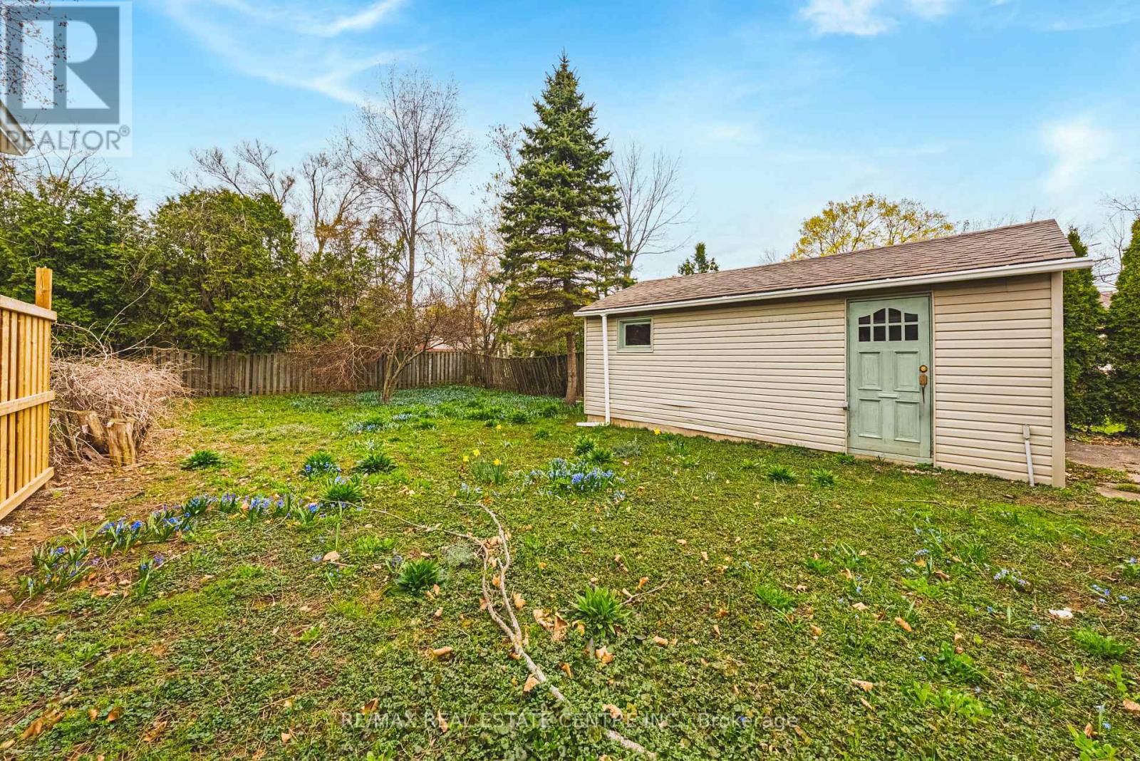 70 Hillview Street, Hamilton, Ontario  L8S 2Z2 - Photo 35 - X12118018