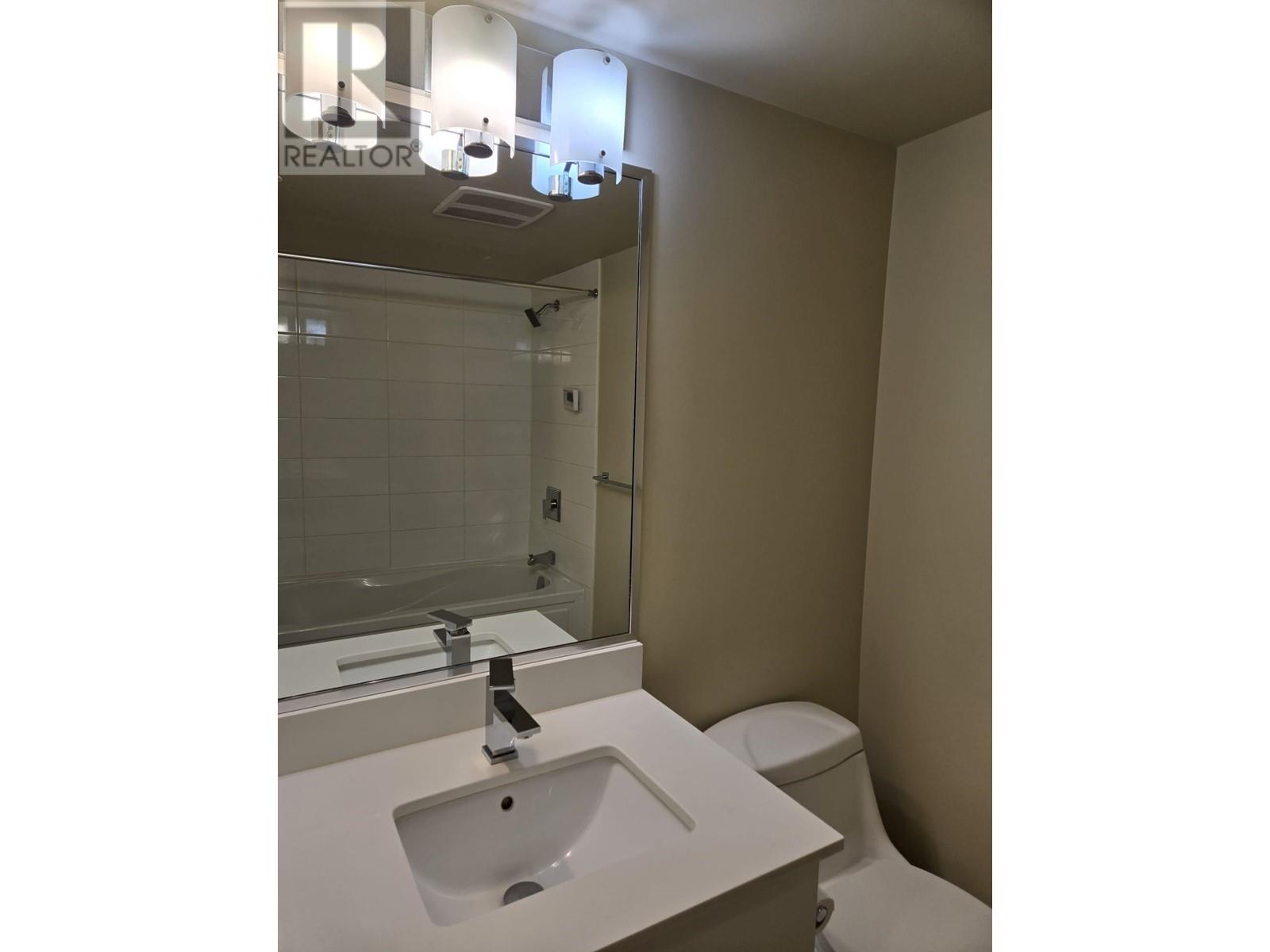 Listing Picture 7 of 12 : 512 2689 KINGSWAY, Vancouver / 溫哥華 - 魯藝地產 Yvonne Lu Group - MLS Medallion Club Member