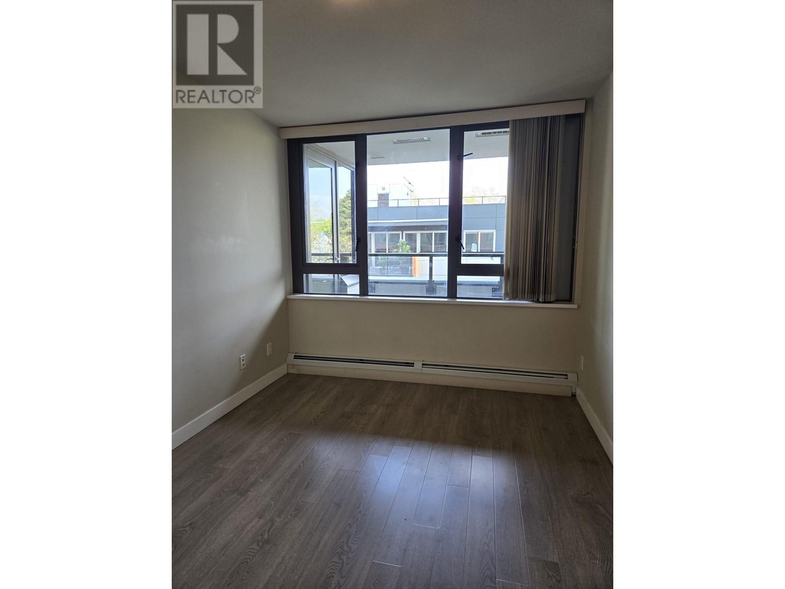 Property at 512 2689 KINGSWAY image 4