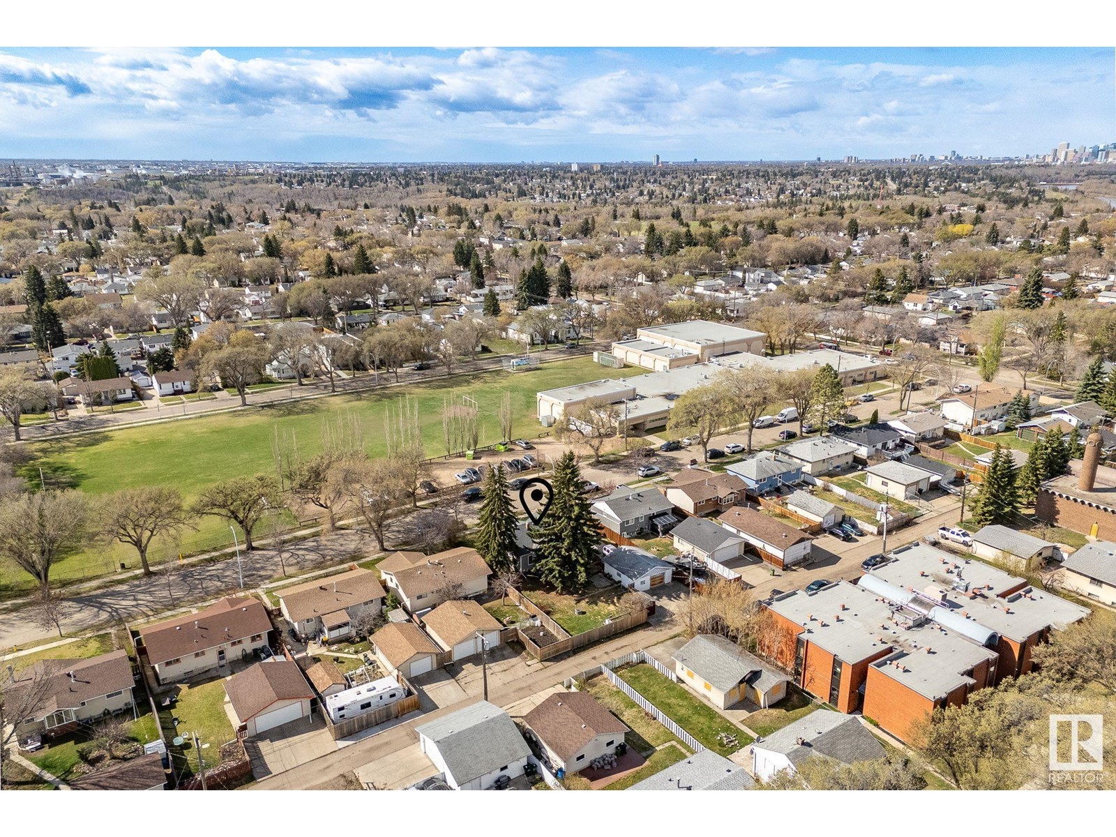 Property at 3620 115 AV NW image 5