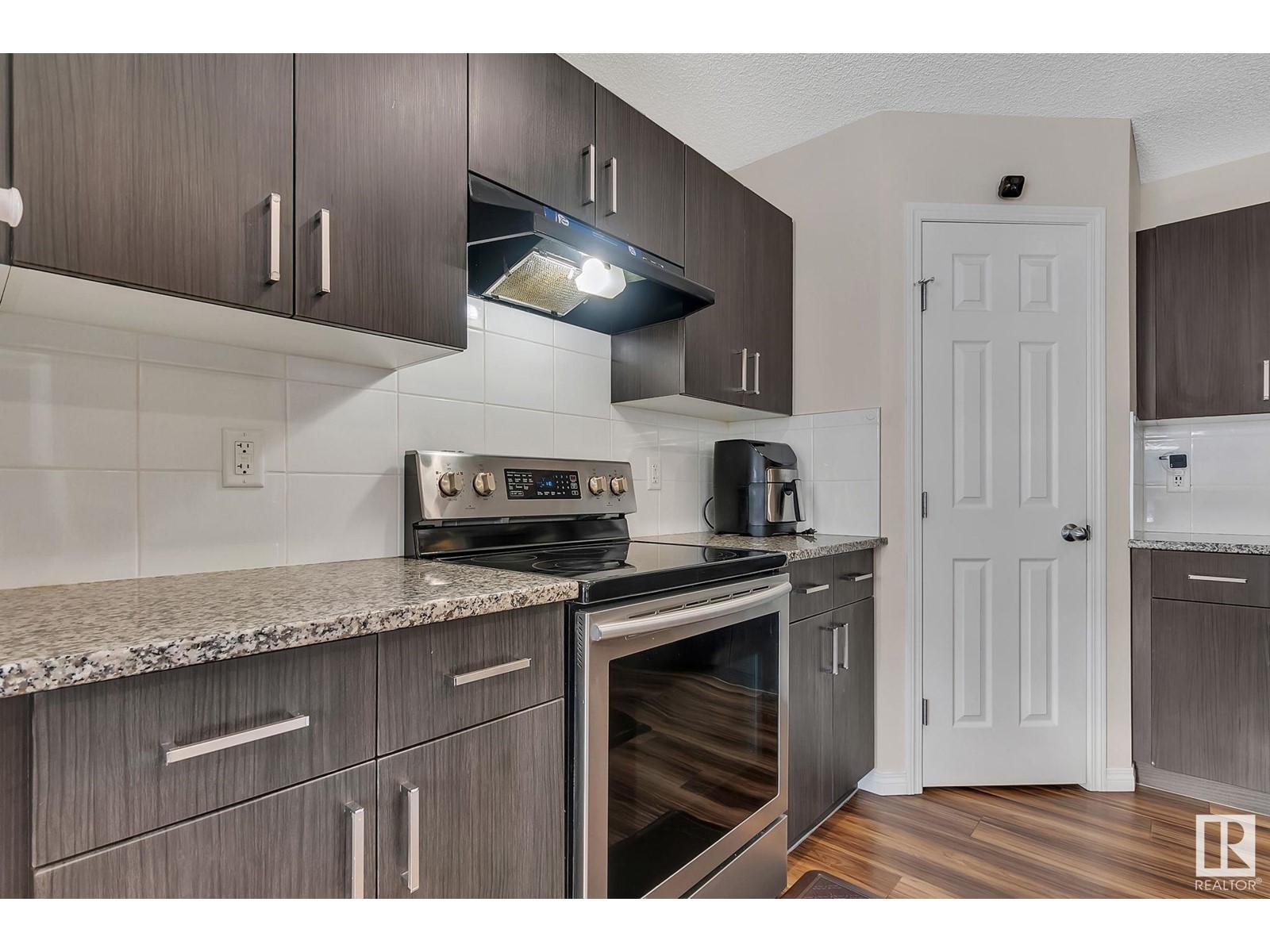1761 Dumont Cr Sw, Edmonton, Alberta  T6W 3V8 - Photo 8 - E4433755