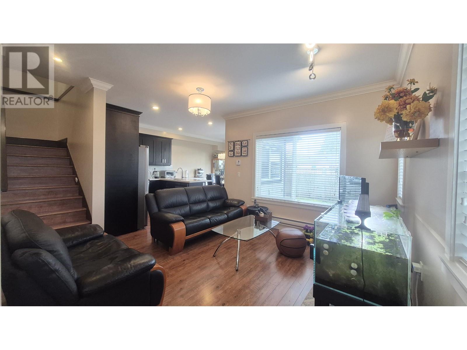 Listing Picture 8 of 20 : 1 9131 WILLIAMS ROAD, Richmond / 烈治文 - 魯藝地產 Yvonne Lu Group - MLS Medallion Club Member