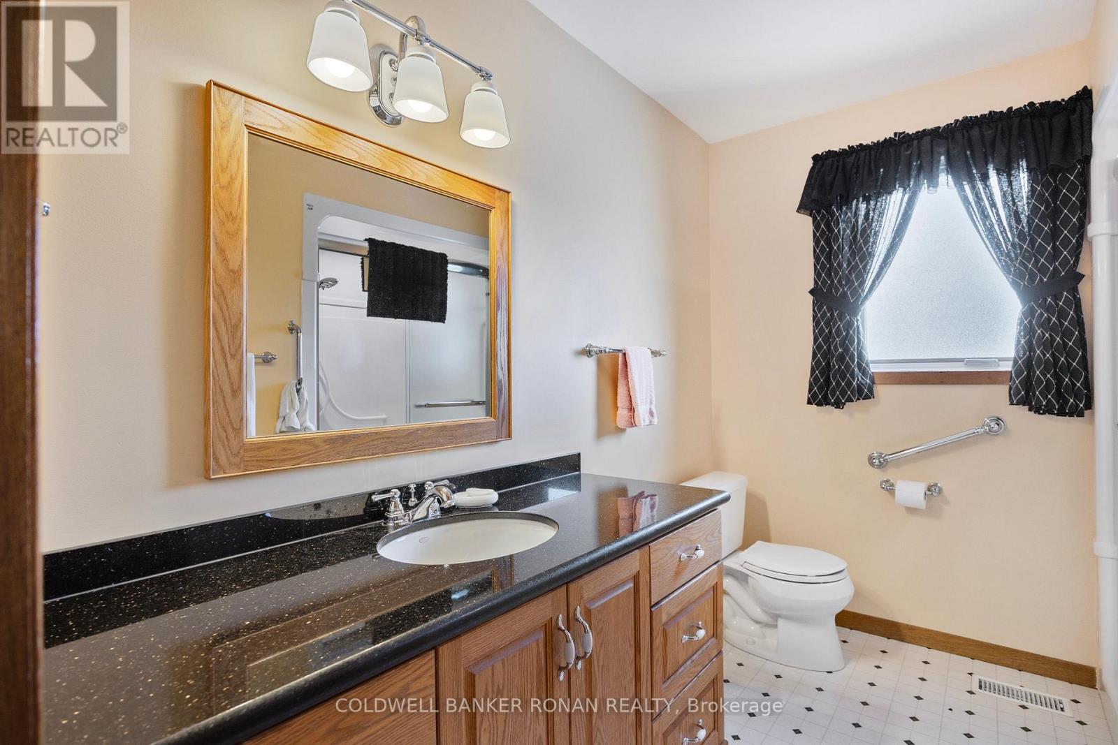 40 William Street, New Tecumseth, Ontario  L9R 1M7 - Photo 27 - N12019877
