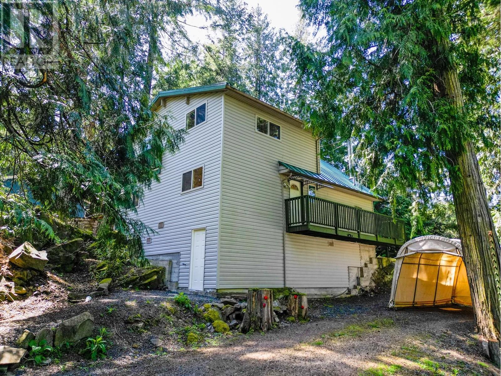 2609 Dory Way, Pender Island, British Columbia  V0N 2M2 - Photo 39 - R2996976