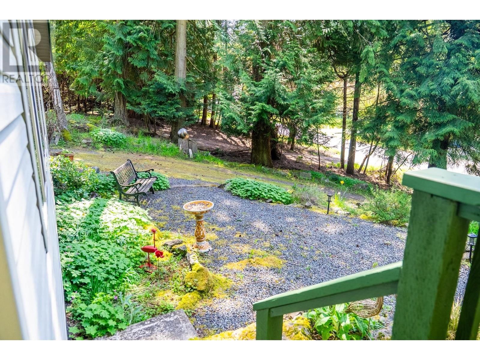 2609 Dory Way, Pender Island, British Columbia  V0N 2M2 - Photo 36 - R2996976
