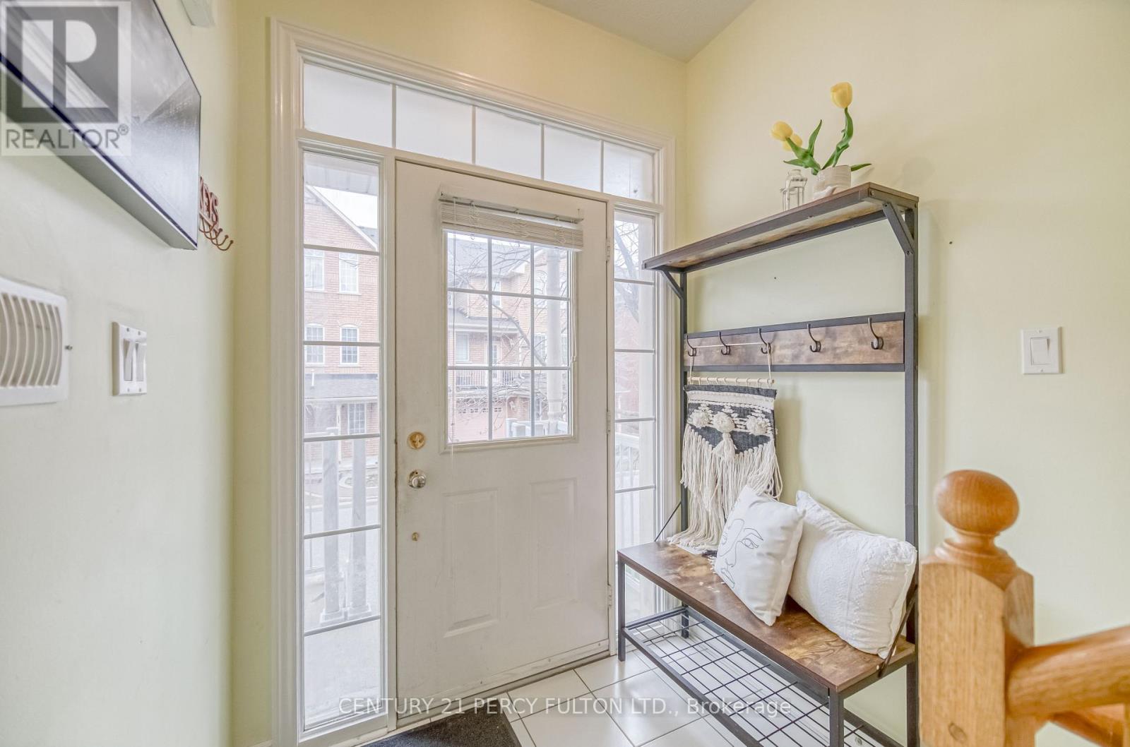 Property at 34 - 25 ANNABLE LANE image 2