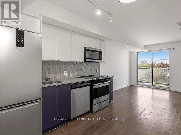 214 - 1401 O'connor Drive, Toronto, Ontario  M4B 2V5 - Photo 9 - E12118045
