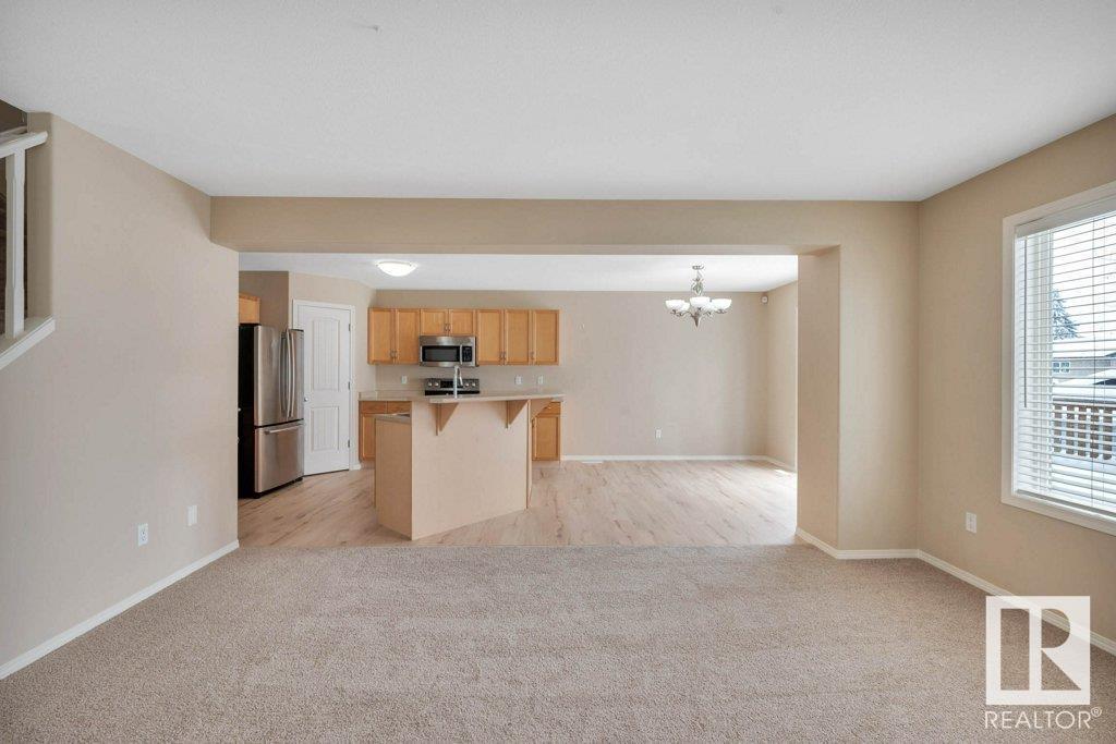 Property at 54 Greystone CR image 5