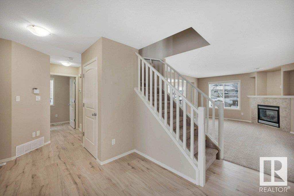 Property at 54 Greystone CR image 2
