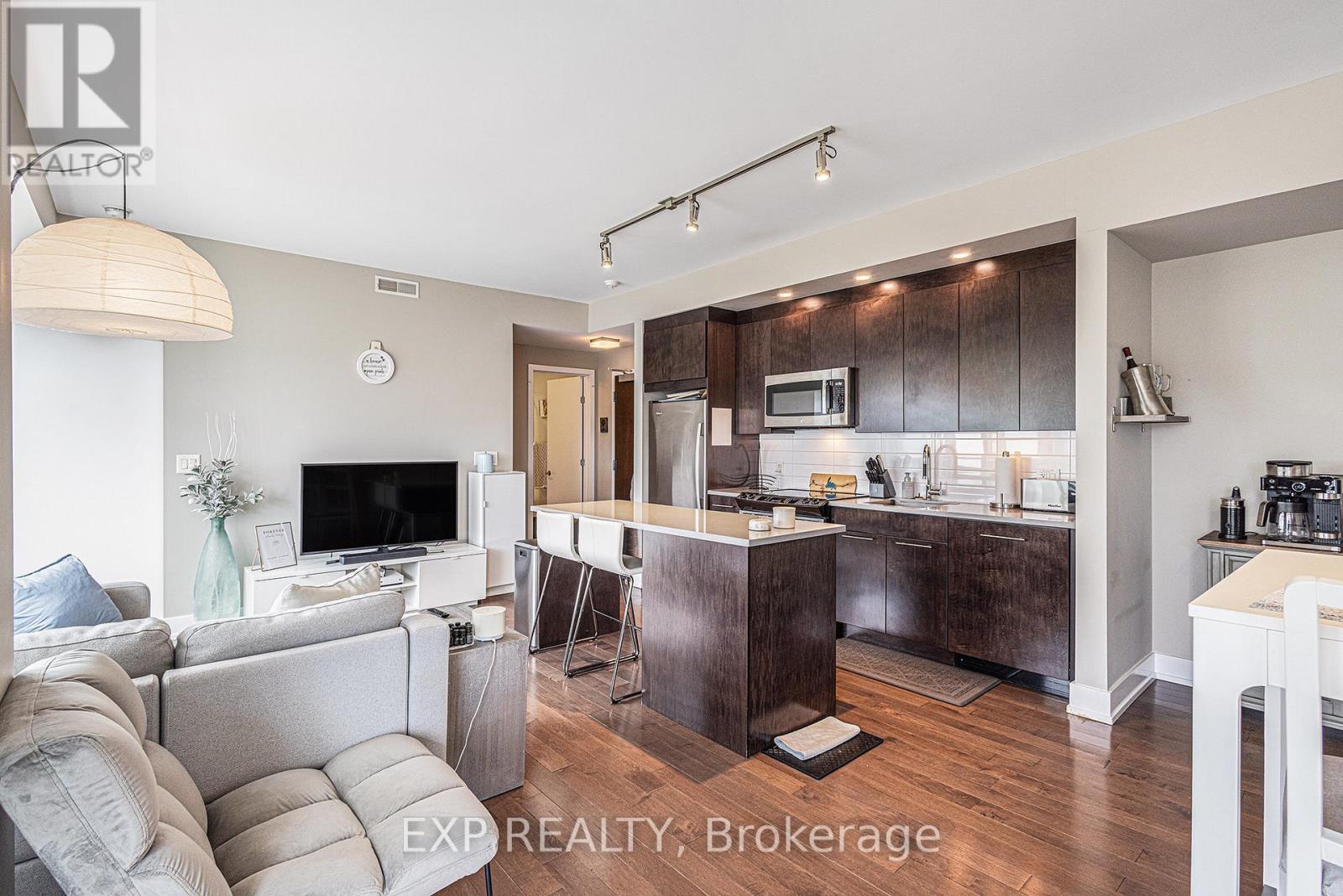 Property at 814 - 360 PATRICIA AVENUE image 4