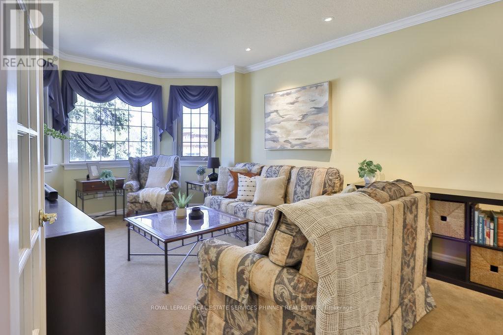 391 March Crescent, Oakville, Ontario  L6H 5X7 - Photo 12 - W12118082