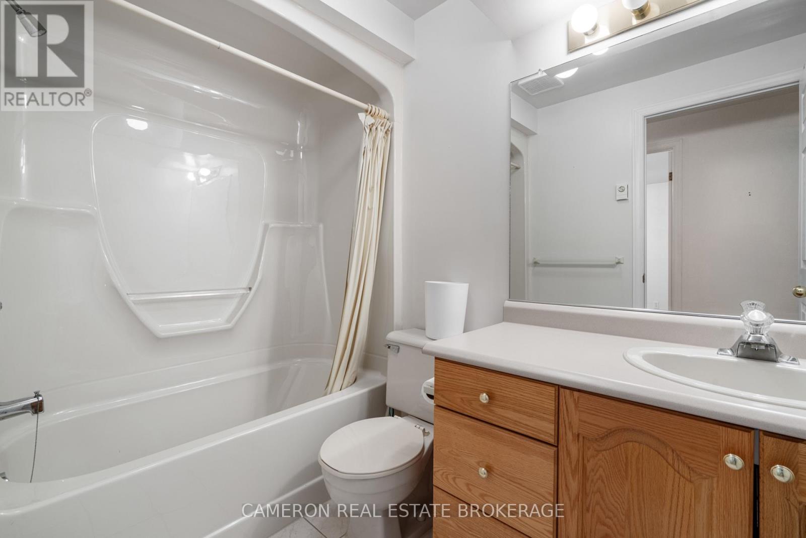 2318 Emily Crescent, Cornwall, Ontario  K6H 7H5 - Photo 22 - X12118151