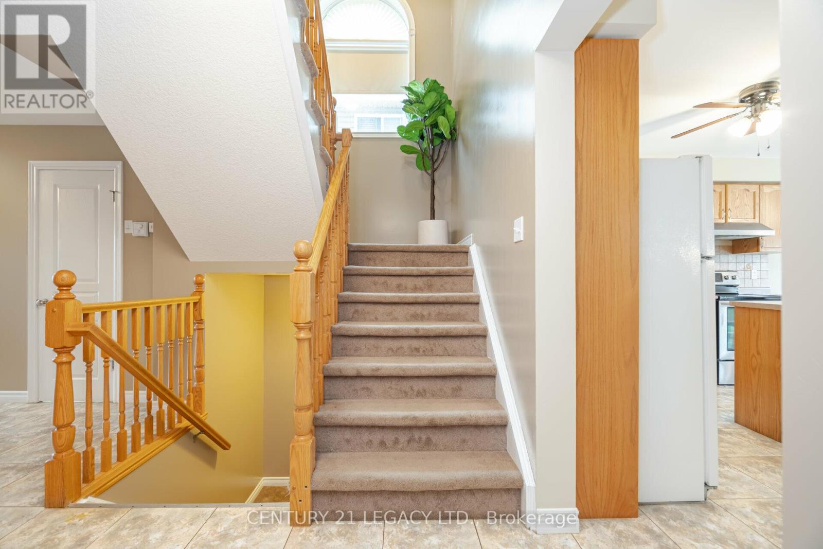 44 Dominion Drive, Guelph, Ontario  N1L 0B4 - Photo 17 - X12118042