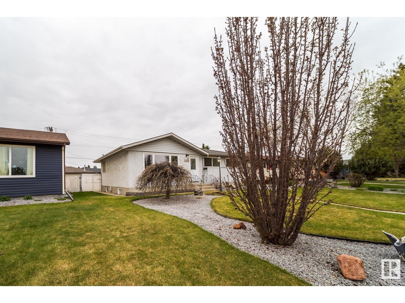 5107 103 Av Nw, Edmonton, Alberta  T6A 0T1 - Photo 4 - E4433702