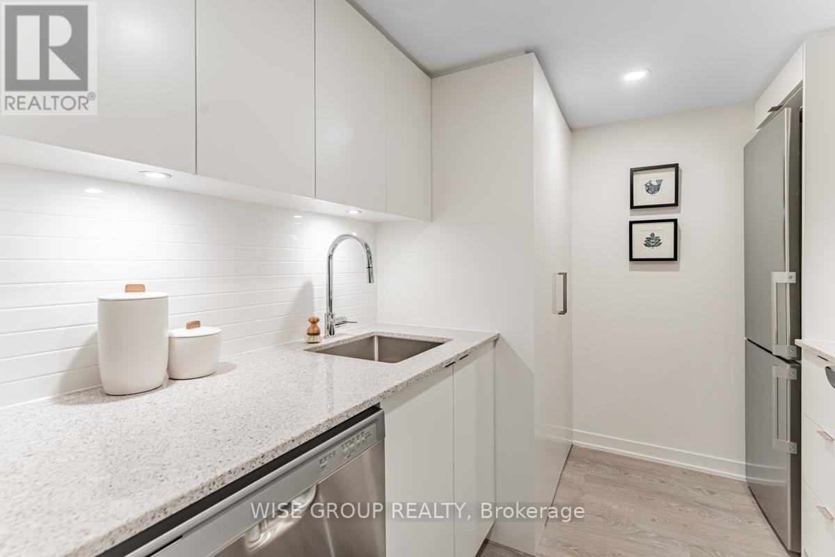 530 - 500 Wilson Avenue, Toronto (Clanton Park), Ontario  M3H 5Y9 - Photo 8 - C12118115