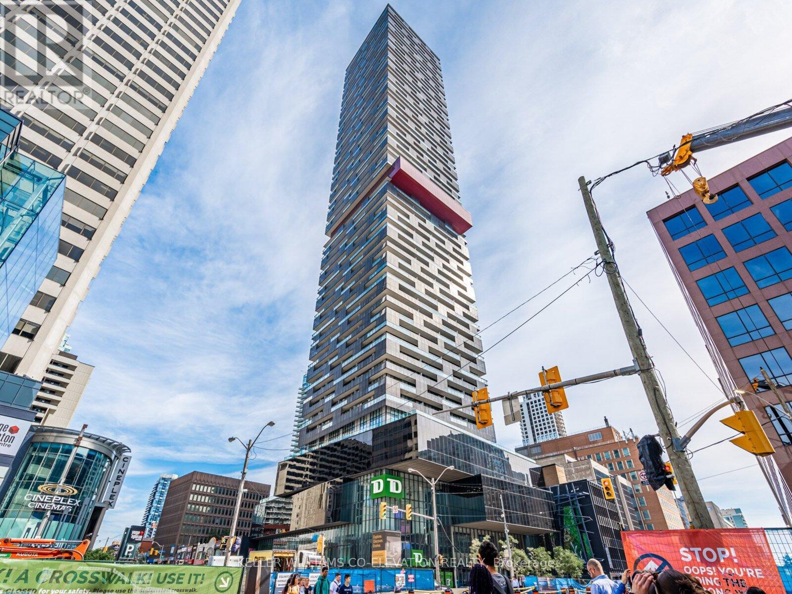 1003 - 8 Eglinton Avenue E, Toronto, Ontario  M4P 0C1 - Photo 1 - C12118117
