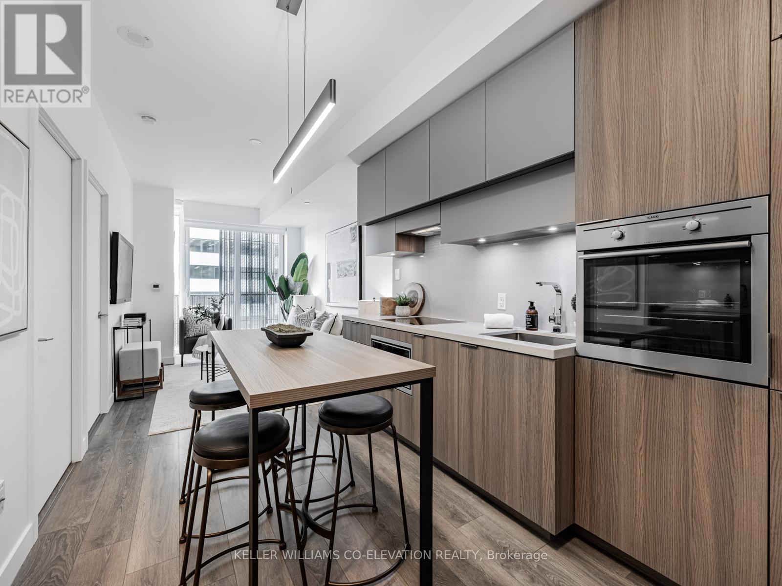 1003 - 8 Eglinton Avenue E, Toronto, Ontario  M4P 0C1 - Photo 7 - C12118117