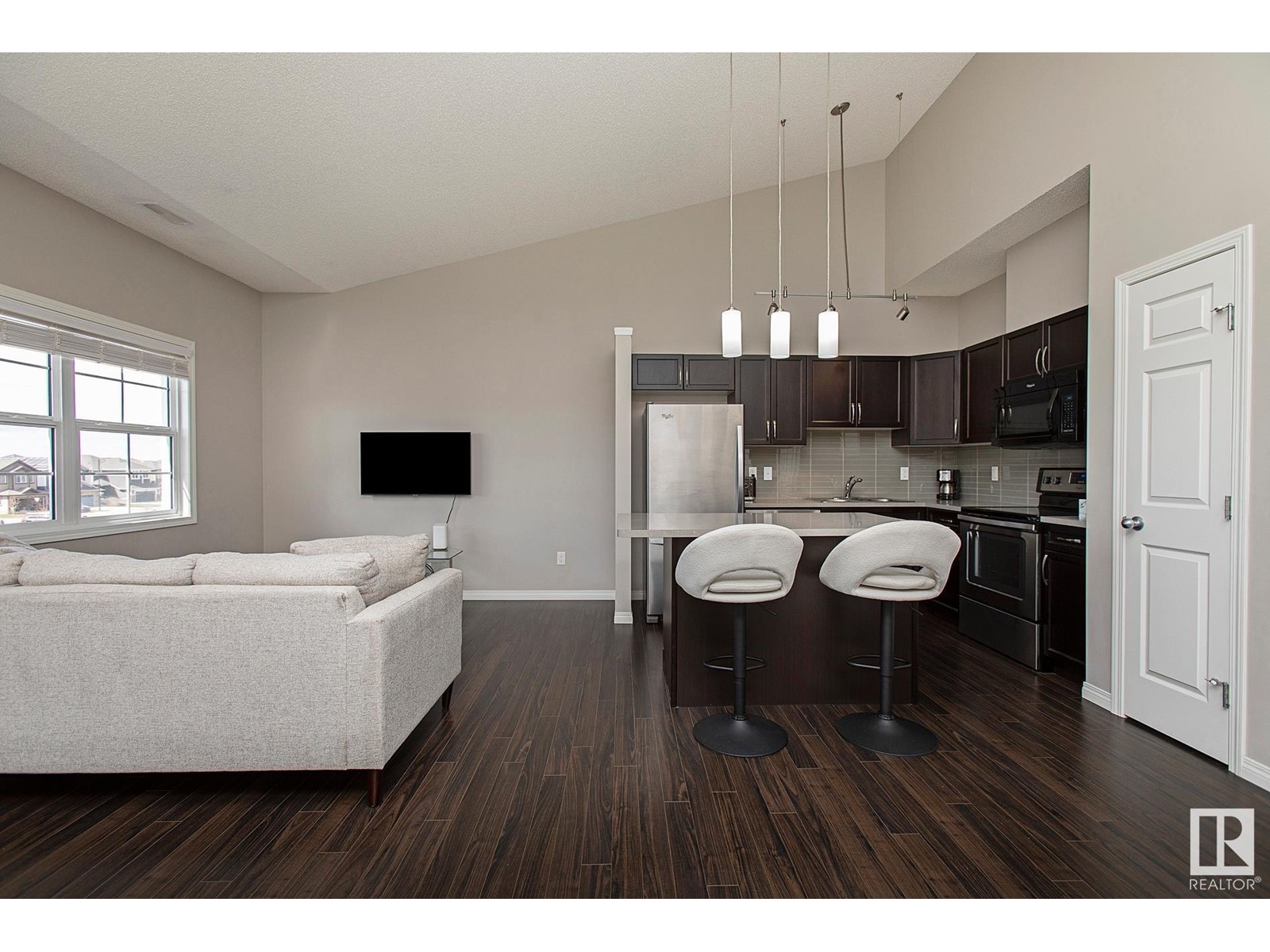 Property at #82 4029 ORCHARDS DR SW image 3