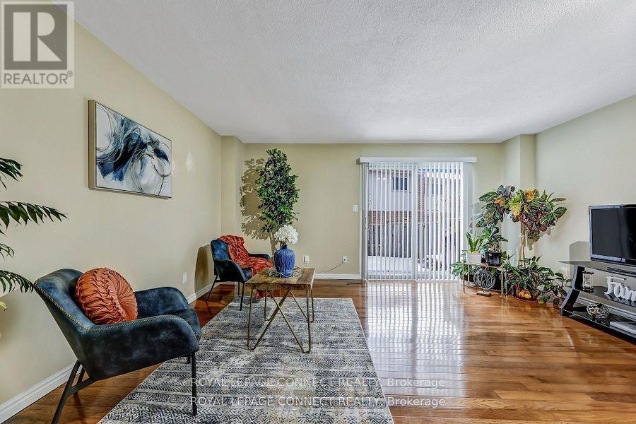 29 - 2451 Bridletowne Circle, Toronto, Ontario  M1W 2Y4 - Photo 8 - E12054120