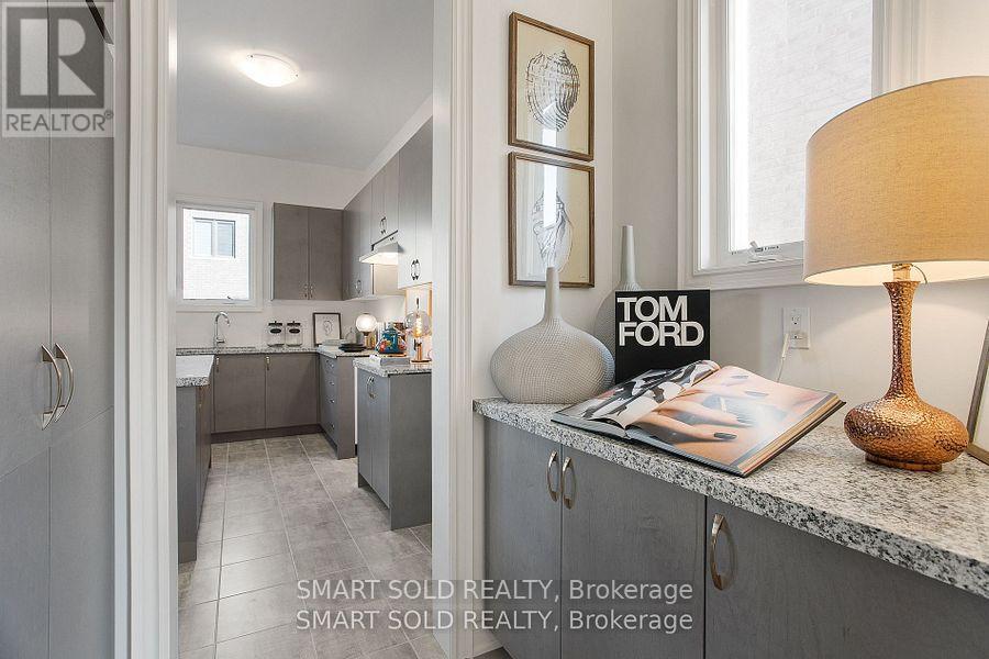 73 Current Drive, Richmond Hill, Ontario  L4S 0M7 - Photo 8 - N12118175