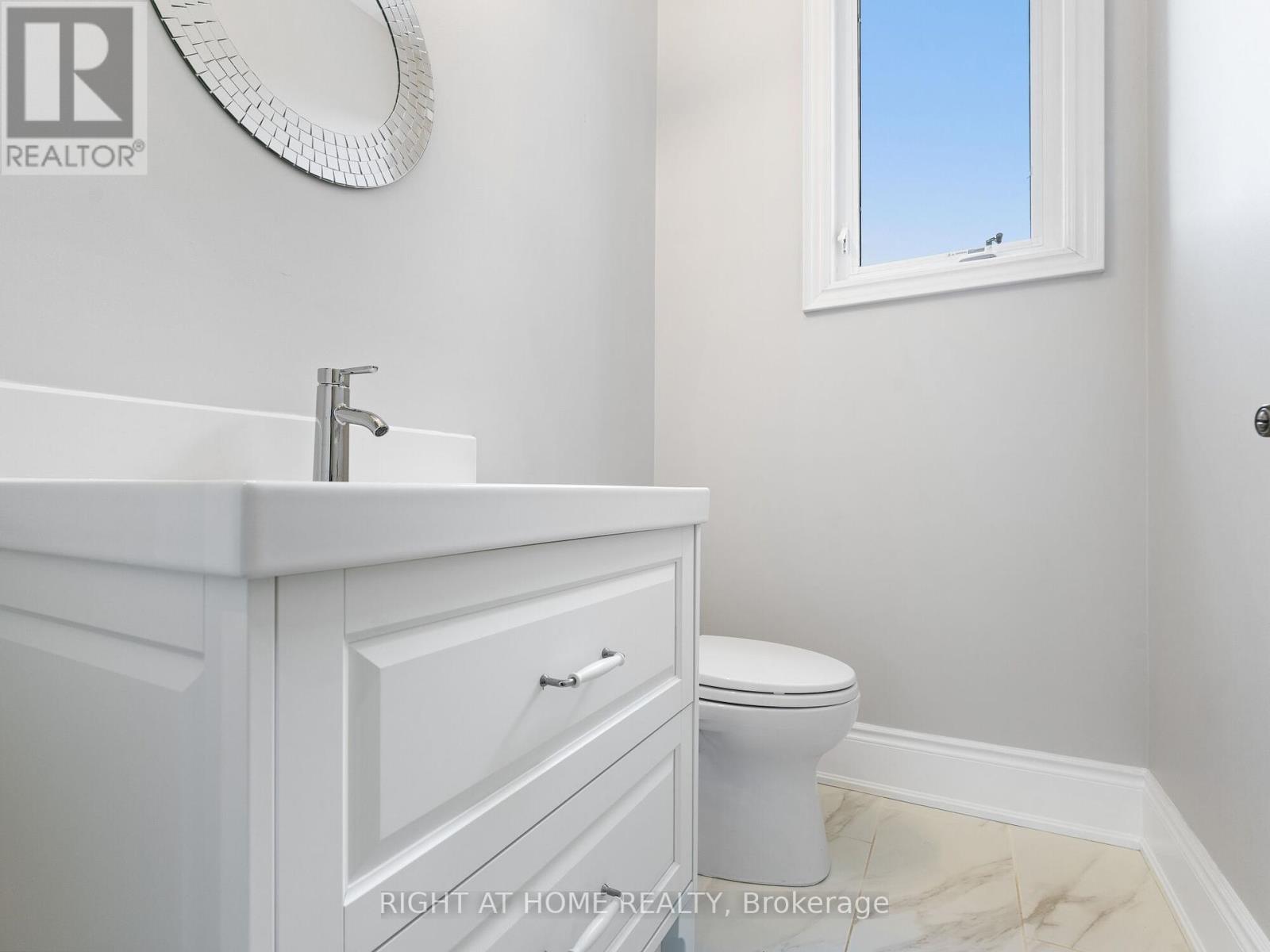 8 - 120 Bronte Road, Oakville, Ontario  L6L 3C1 - Photo 14 - W12118137